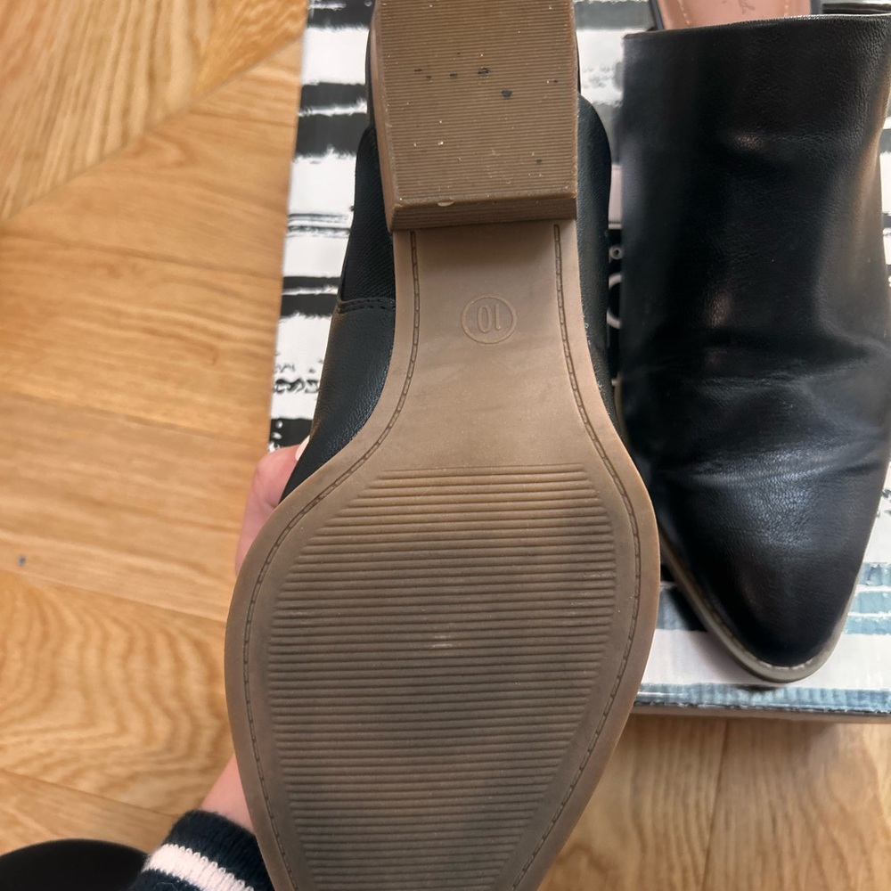 Universal Thread Black Leather Mules - image 3